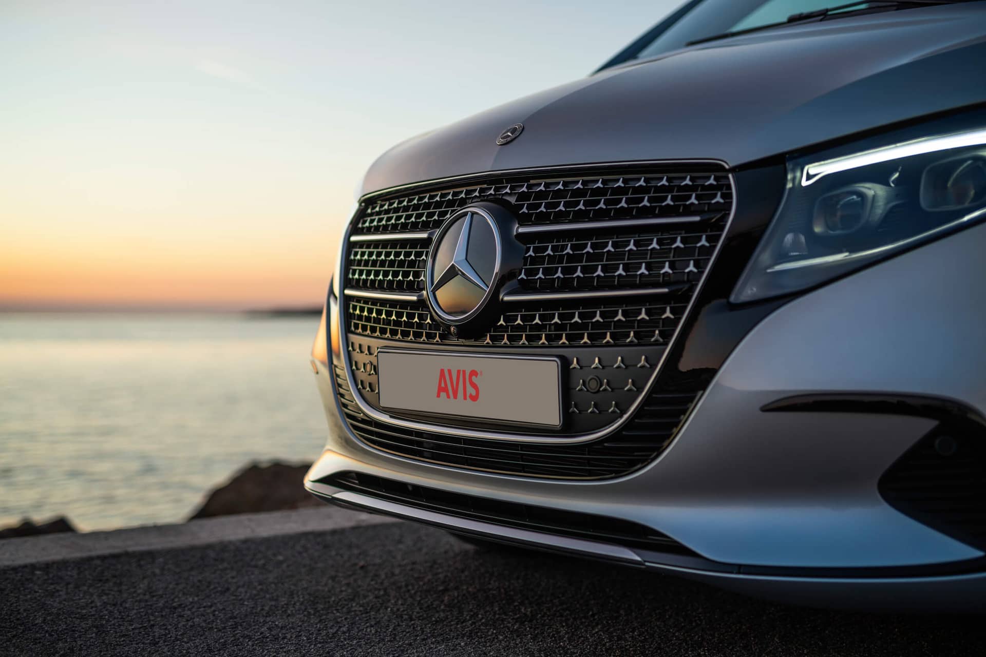 AVIS_Mercedes_V-Clas-na-prenajom